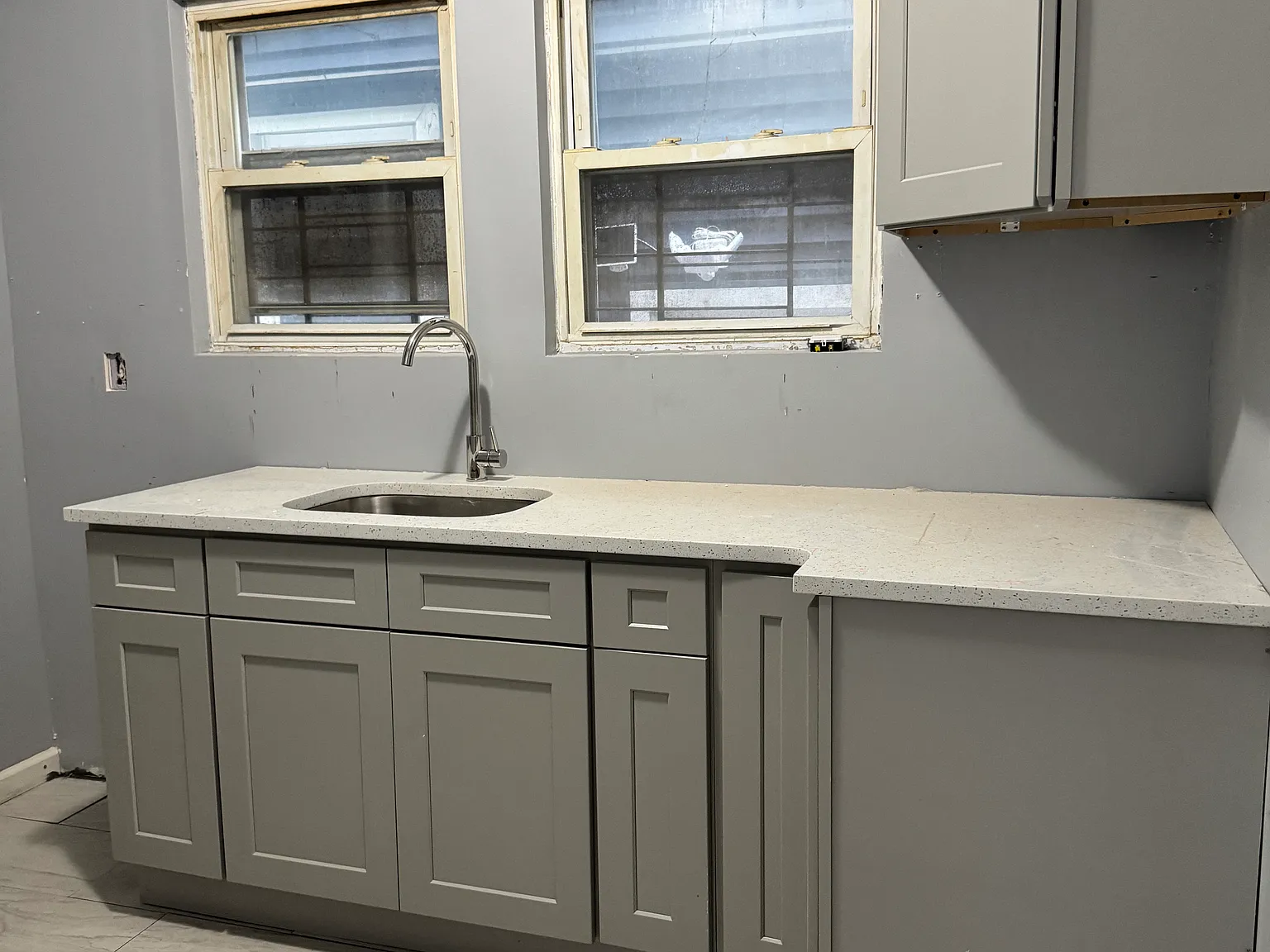 3 bed, $3,373 — Photo 1