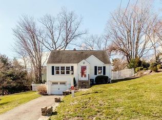 73 Rockview Rd, Southport, CT 06890