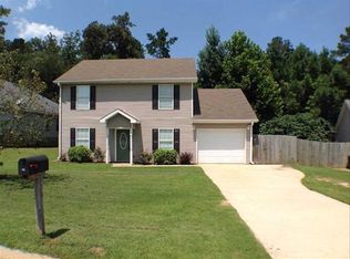 222 Sunflower Dr, Bonaire, GA 31005
