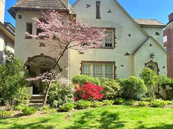 6917 Meade St, Pittsburgh, PA 15208