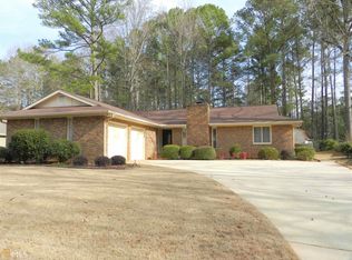 512 Raintree Hl, Peachtree City, GA 30269