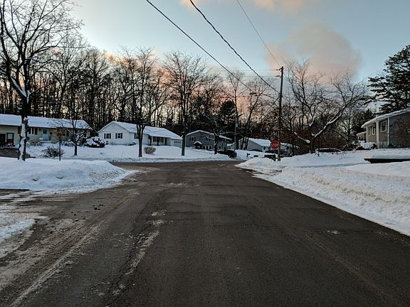 5th image of 3 Sunset Dr
