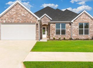 2885 N Chapel Dr, Fayetteville, AR 72704