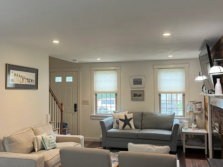 118 Knott Ave — Photo 5
