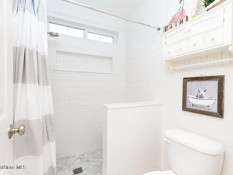 6113 N La Rochelle Dr — Photo 9