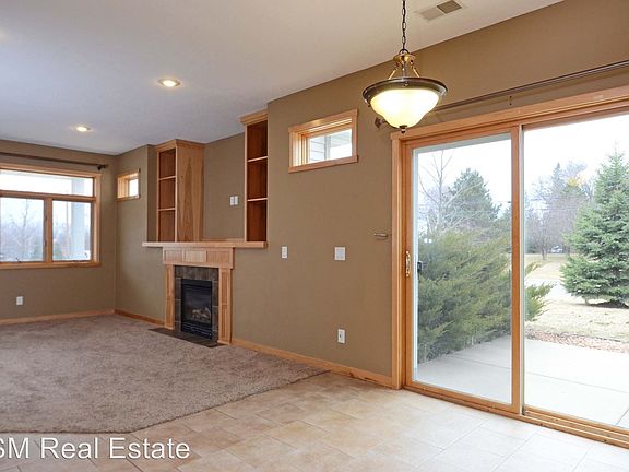 4th image of 1293 County Road D Cir E