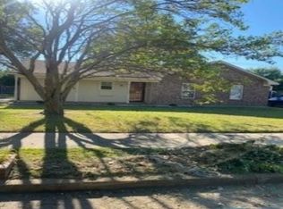 3850 Innsbrook Dr, Memphis, TN 38115