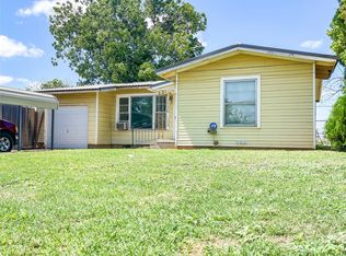 1326 Westfield Dr, Anson, TX 79501
