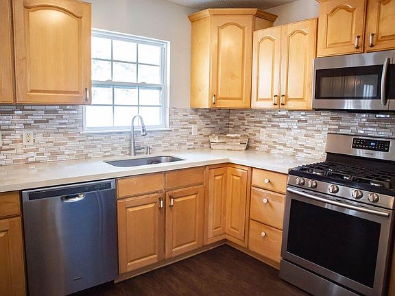 5th image of 3571 Swan Ln