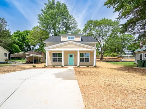 221 Lee St, Mount Holly, NC 28120
