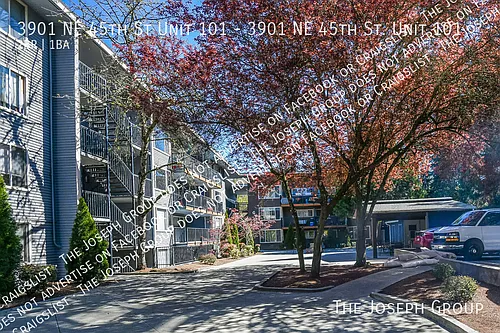 Laurelhurst Photo 1