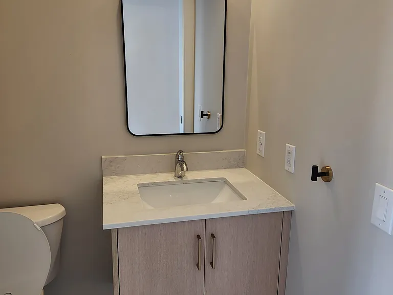 81 Honeygold Dr — Photo 6