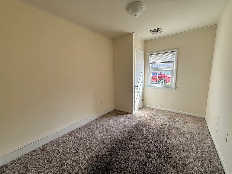 142 Carver St #2 — Photo 12