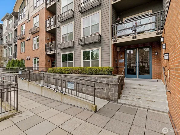 16275 NE 85th Street #311, Redmond, WA 98052