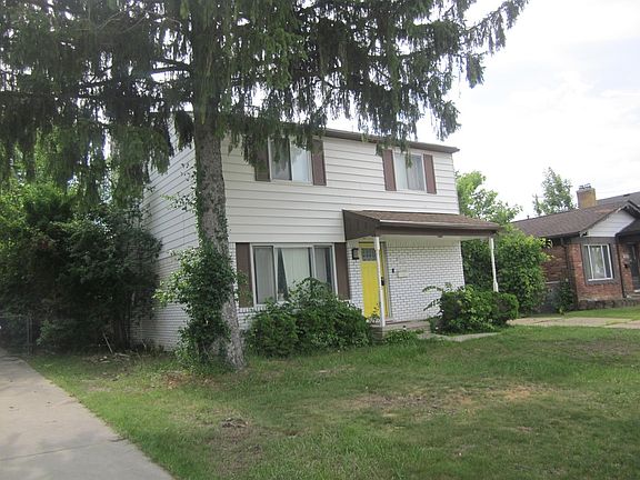 2nd image of 29132 Fairfax St