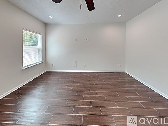 2nd image of 97188 Harbor Concourse Cir