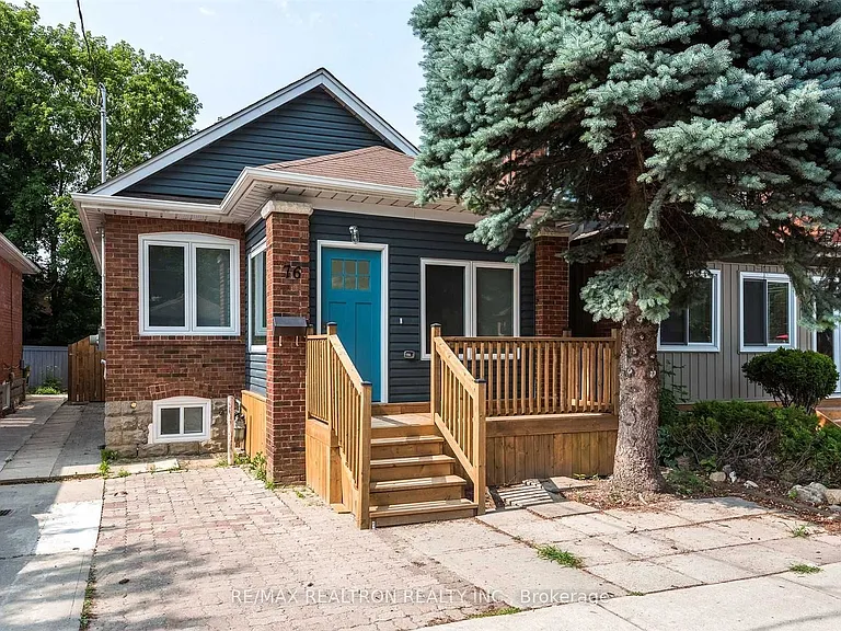 76 Lawrence Ave W — Photo 14