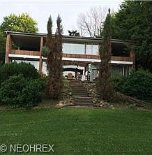 1st image of 903 Armstrong Ln