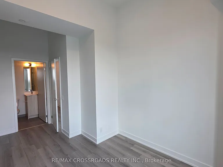20 Deans Dr #902 — Photo 25