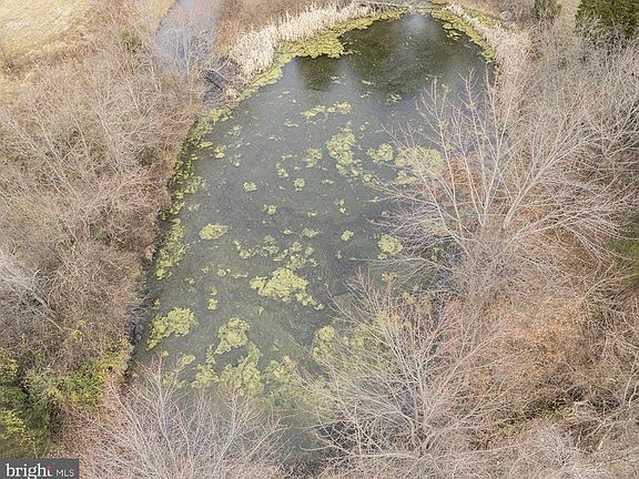 4th image of 557 Tabler Station Rd
