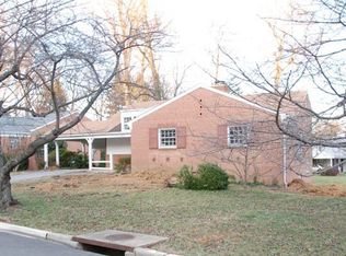 5925 Kirby Rd, Bethesda, MD 20817