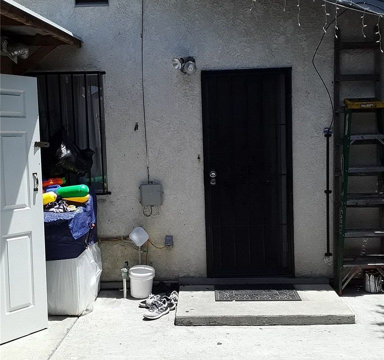 1st image of 9225 Juniper St