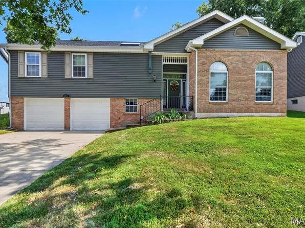 1318 Westbrooke Meadows Ln, Ballwin, MO 63021