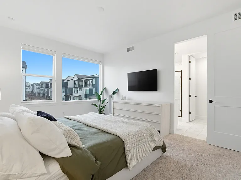 12270 W 57th Ave — Photo 17