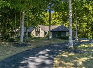 5215 Lambert Rd, Grove City, OH 43123