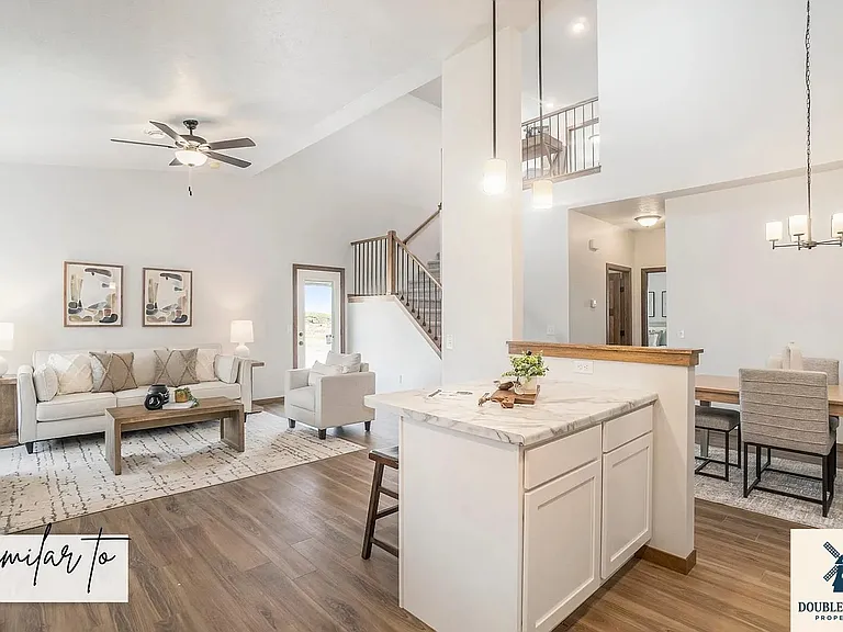 2407 E Jetty Pl — Photo 18