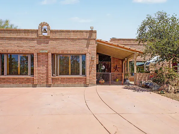 10909 N Sandra Rd, Tucson, AZ 85742
