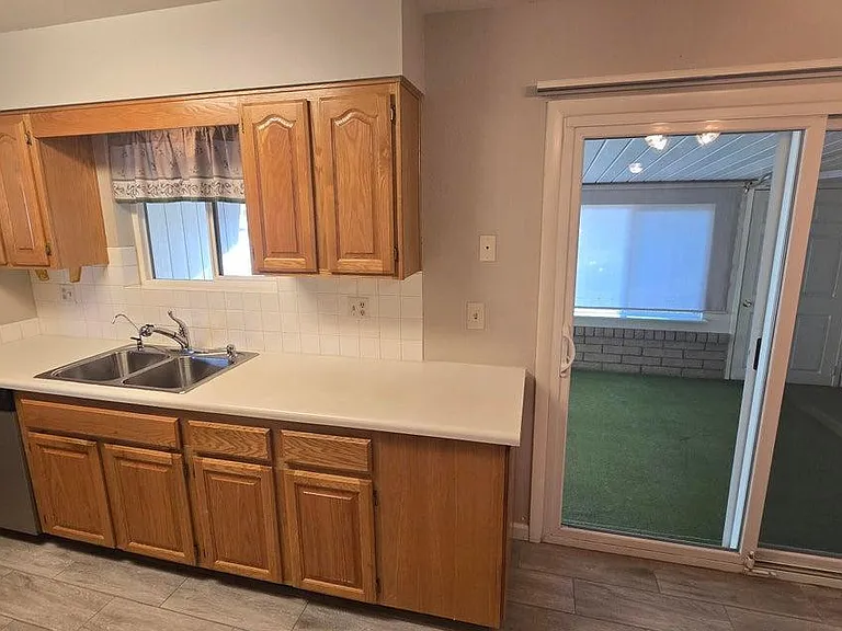 10601 W Bolivar Dr — Photo 11