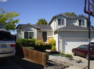 245 SE Lebleu Ln, Winston, OR 97496