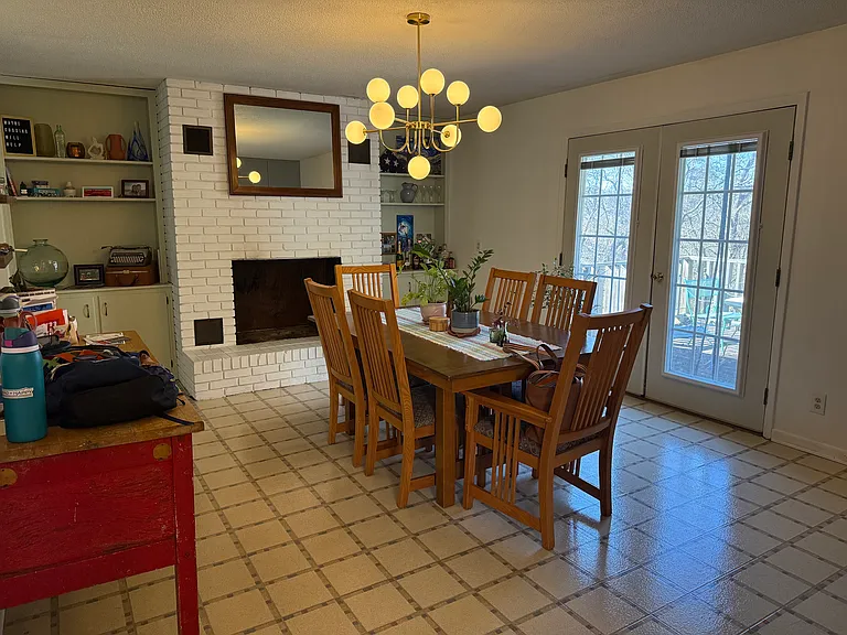 923 W Crest Rd — Photo 25