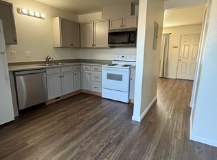 1284 Redwood Cir APT 4, Gardnerville, NV 89460