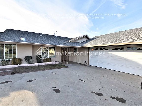 2nd image of 1311 York Ave