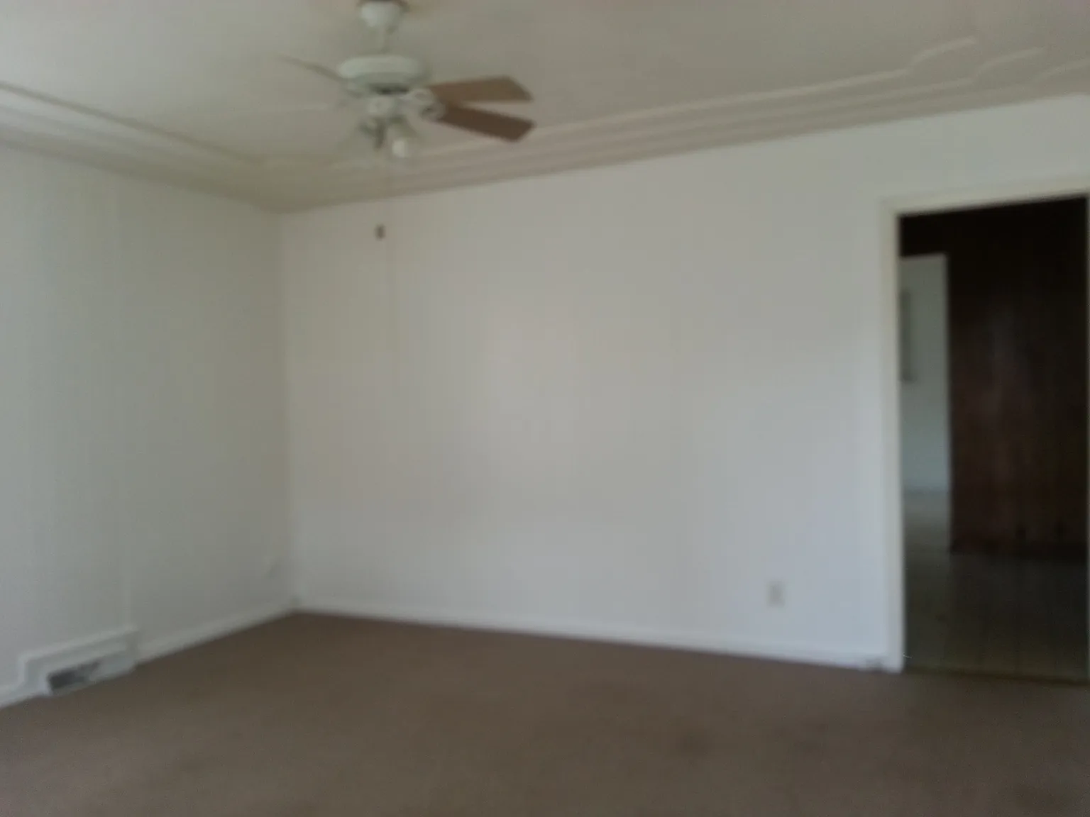 3 bed, 1100 sqft, $1,675 — Photo 2