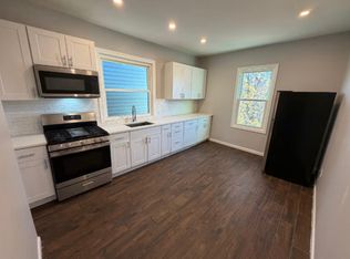 224 N 9th St #2A, Newark, NJ 07107