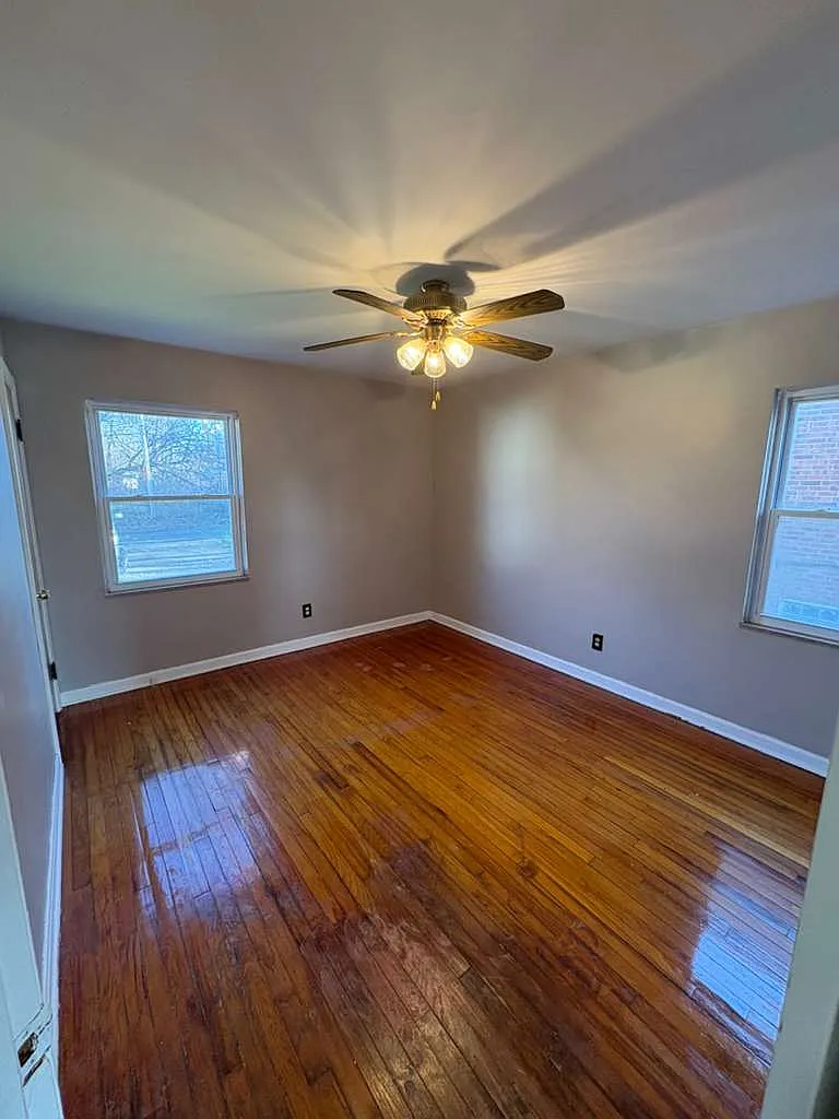 2 bed, 897 sqft, $1,025 — Photo 4