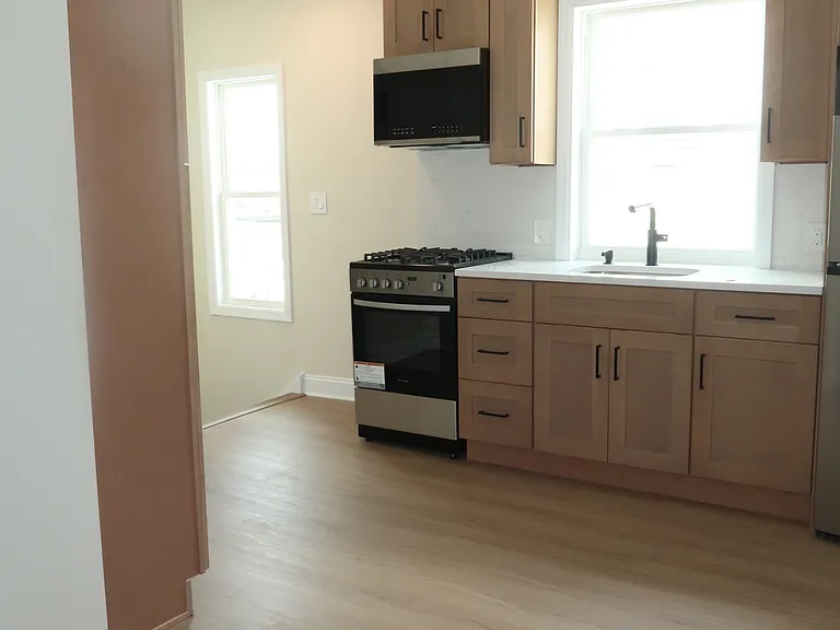 30 Edison St #30B — Photo 13