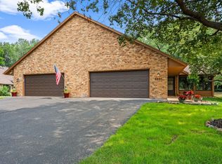 8824 Montegue Ter N, Brooklyn Park, MN 55443