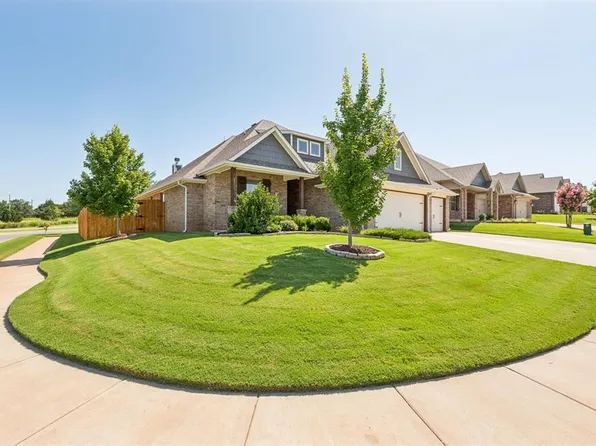 4208 Armstead Ave, Edmond, OK 73012