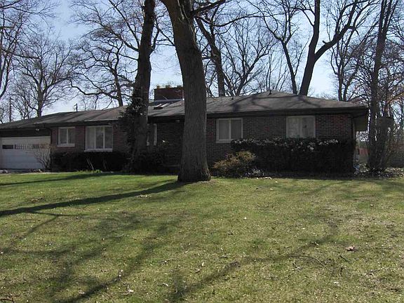 3rd image of 28824 Oak Leaf Pl