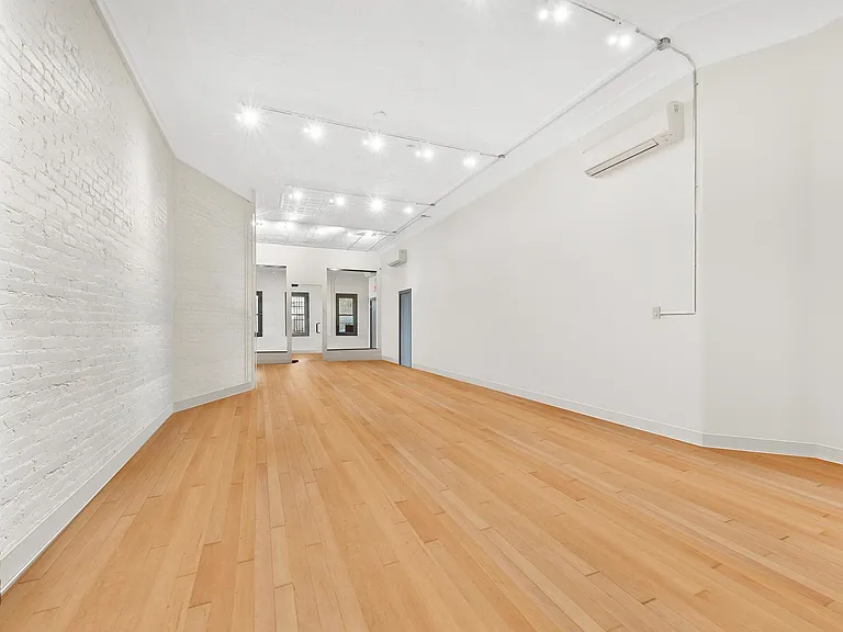 186 Ocean Ave #JC — Photo 3