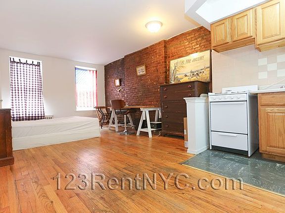 5th image of 84 E 3rd St APT 2B