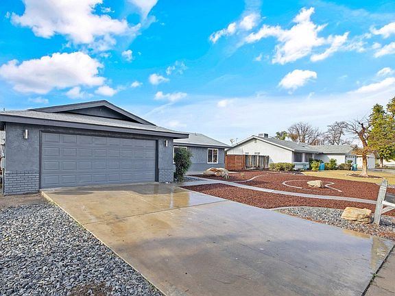 2nd image of 609 S Acacia Drive
