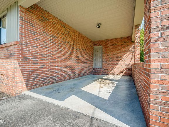 4th image of 103 Mesa Dr