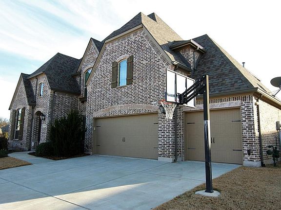 2nd image of 1428 Bluebell Ave