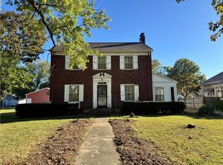 434 W Crawford St, Paris, IL 61944