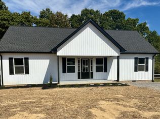 265 Highland Dr, Smithville, TN 37166